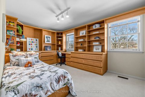 Photo 22 at 35 Elliotwood Court, Windfields, Toronto