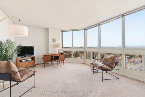 Photo 5 at 1102 - 5 Kenneth Avenue, Willowdale East, Toronto