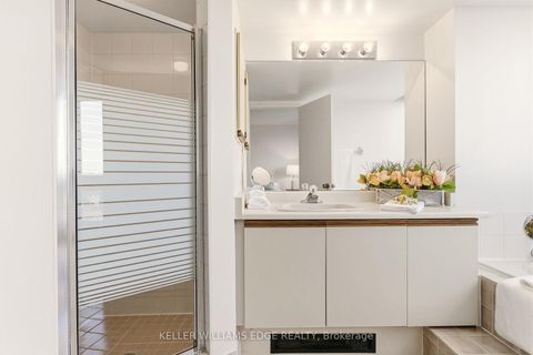 Photo 14 at 1102 - 5 Kenneth Avenue, Willowdale East, Toronto