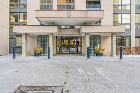 Photo 20 at 1102 - 5 Kenneth Avenue, Willowdale East, Toronto