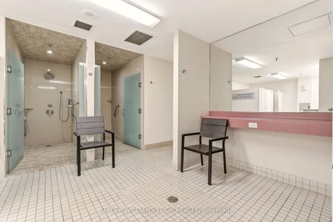 Photo 30 at 1102 - 5 Kenneth Avenue, Willowdale East, Toronto