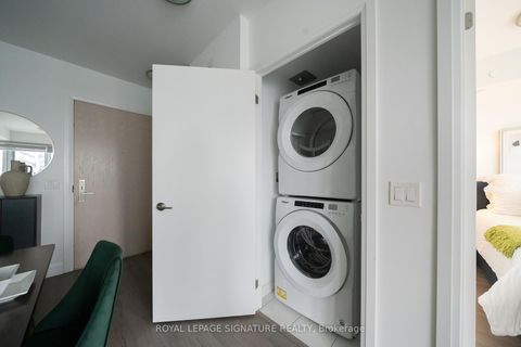 Photo 17 at 3206 - 77 Mutual Street, Yonge Corridor, Toronto