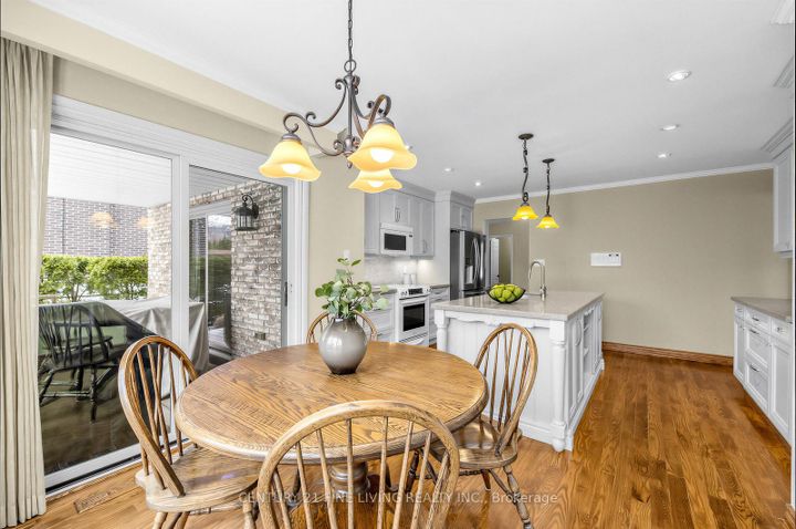 Photo 11 at 1062 Saginaw Crescent, Lorne Park, Mississauga