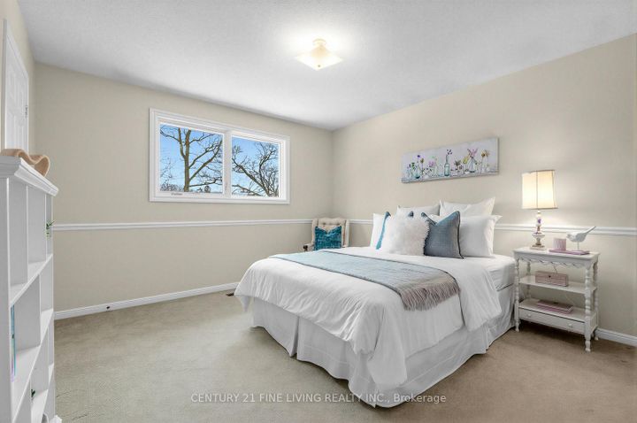 Photo 26 at 1062 Saginaw Crescent, Lorne Park, Mississauga