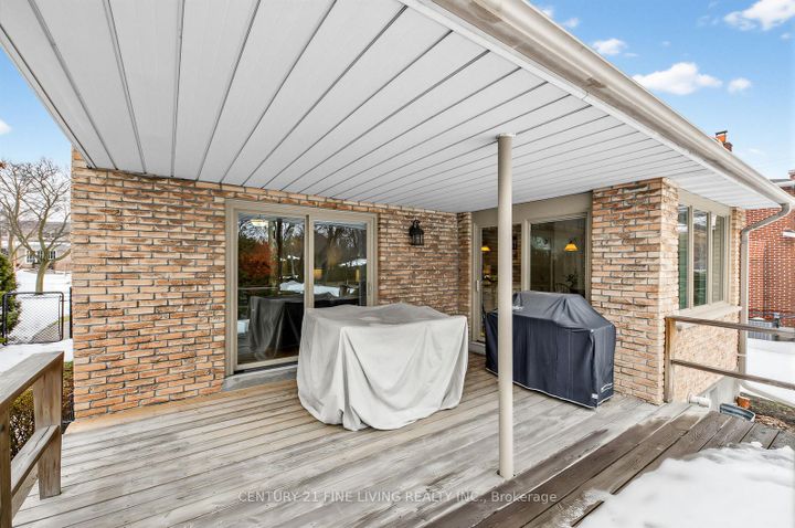 Photo 40 at 1062 Saginaw Crescent, Lorne Park, Mississauga