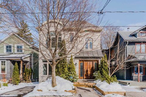 Photo 1 at 57 Lavinia Avenue, Swansea, Toronto