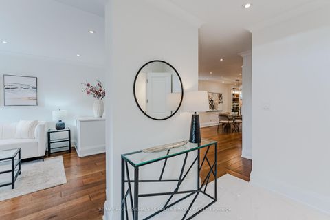 Photo 4 at 57 Lavinia Avenue, Swansea, Toronto