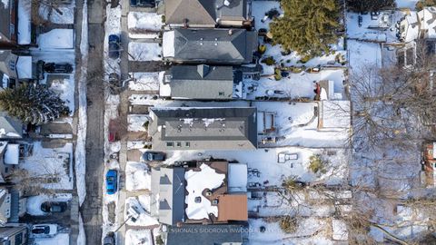 Photo 43 at 57 Lavinia Avenue, Swansea, Toronto