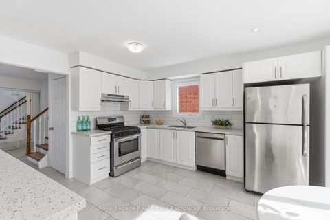 Photo 5 at 115 Coles Avenue, Vaughan Grove, Vaughan