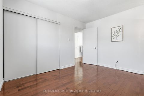 Photo 27 at 115 Coles Avenue, Vaughan Grove, Vaughan