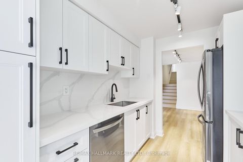 Photo 13 at 801 - 30 Church Street, Yonge Corridor, Toronto