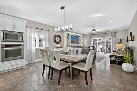 Photo 4 at 21 Corvinelli Drive, Brooklin, Whitby