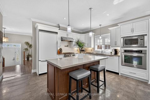 Photo 6 at 21 Corvinelli Drive, Brooklin, Whitby