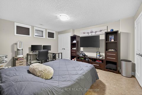 Photo 26 at 21 Corvinelli Drive, Brooklin, Whitby