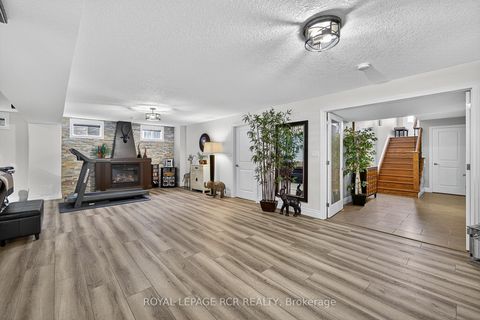 Photo 30 at 21 Corvinelli Drive, Brooklin, Whitby