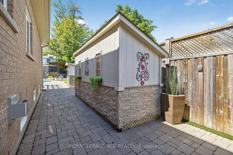 Photo 39 at 21 Corvinelli Drive, Brooklin, Whitby