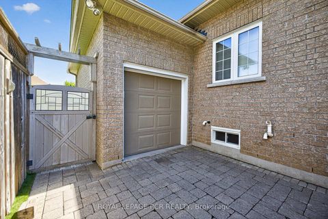 Photo 40 at 21 Corvinelli Drive, Brooklin, Whitby