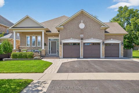 Photo 45 at 21 Corvinelli Drive, Brooklin, Whitby