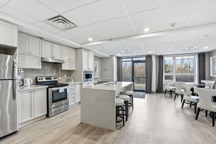 Photo 25 at 102 - 125 Shoreview Place, Lakeshore, Hamilton