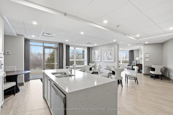 Photo 26 at 102 - 125 Shoreview Place, Lakeshore, Hamilton