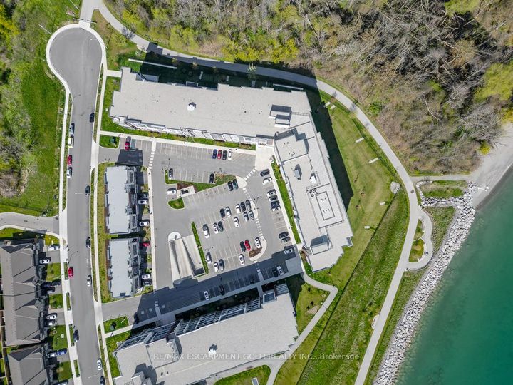 Photo 33 at 102 - 125 Shoreview Place, Lakeshore, Hamilton