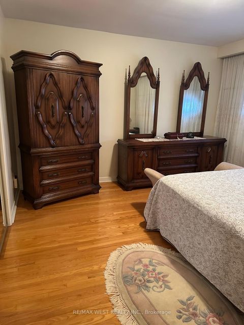 Photo 18 at 74 Elana Drive, Jane Heights, Toronto