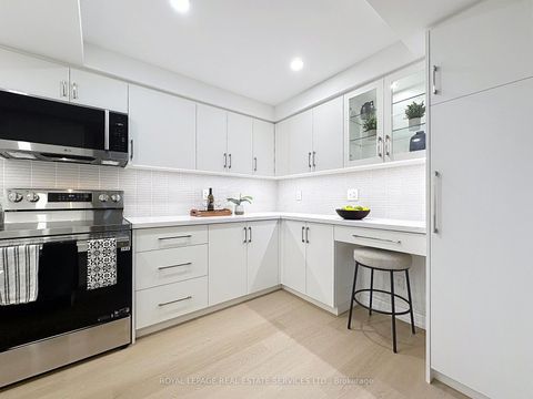 Photo 12 at 1008 - 95 La Rose Avenue, Humber Heights, Toronto