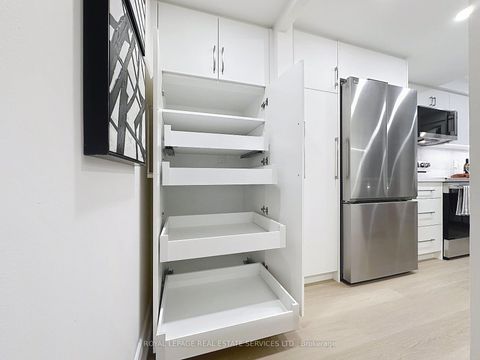 Photo 18 at 1008 - 95 La Rose Avenue, Humber Heights, Toronto