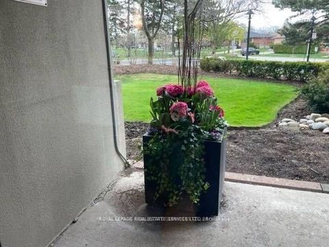 Photo 37 at 1008 - 95 La Rose Avenue, Humber Heights, Toronto