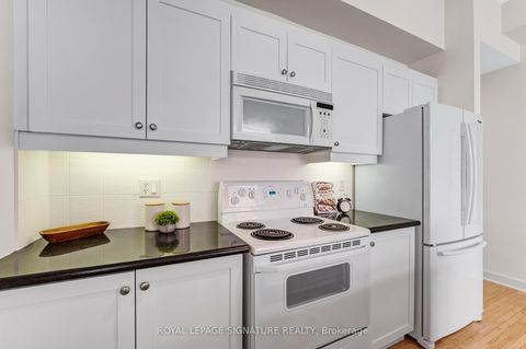 Photo 5 at 2 - 1398 Bloor Street W, Junction, Toronto