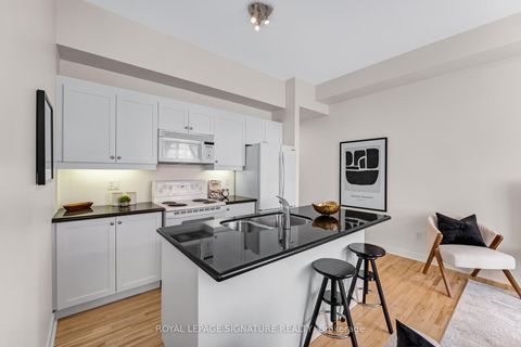 Photo 8 at 2 - 1398 Bloor Street W, Junction, Toronto