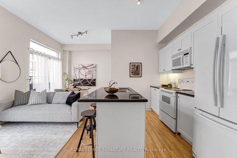 Photo 9 at 2 - 1398 Bloor Street W, Junction, Toronto