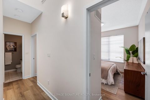 Photo 19 at 2 - 1398 Bloor Street W, Junction, Toronto