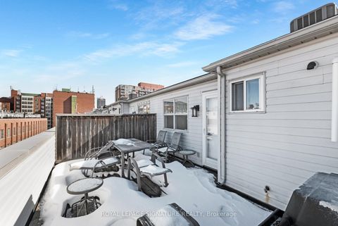 Photo 25 at 2 - 1398 Bloor Street W, Junction, Toronto