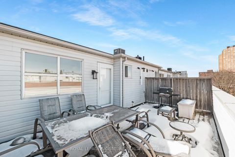 Photo 27 at 2 - 1398 Bloor Street W, Junction, Toronto