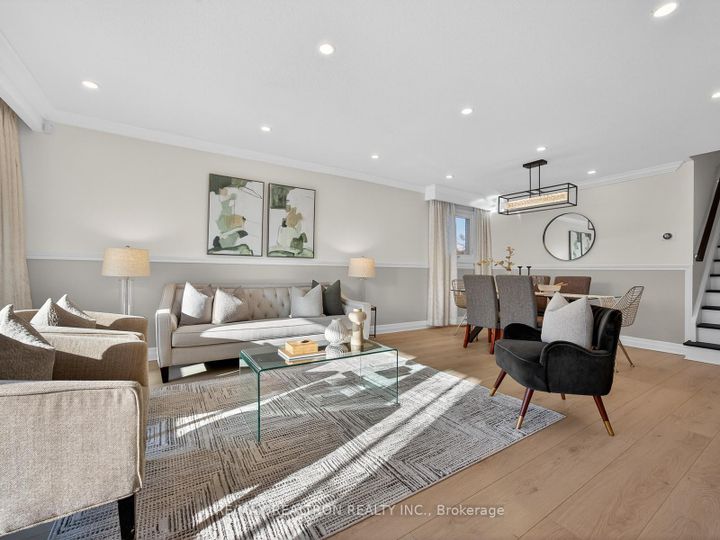 Photo 4 at 19 Shoreview Drive, West Hill, Toronto