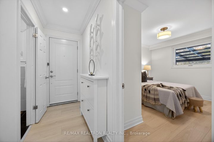 Photo 21 at 19 Shoreview Drive, West Hill, Toronto