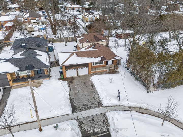 Photo 29 at 19 Shoreview Drive, West Hill, Toronto