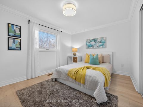 Photo 20 at 19 Shoreview Drive, West Hill, Toronto