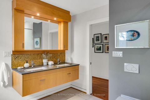 Photo 30 at 435 Ontario Street, Moss Park, Toronto