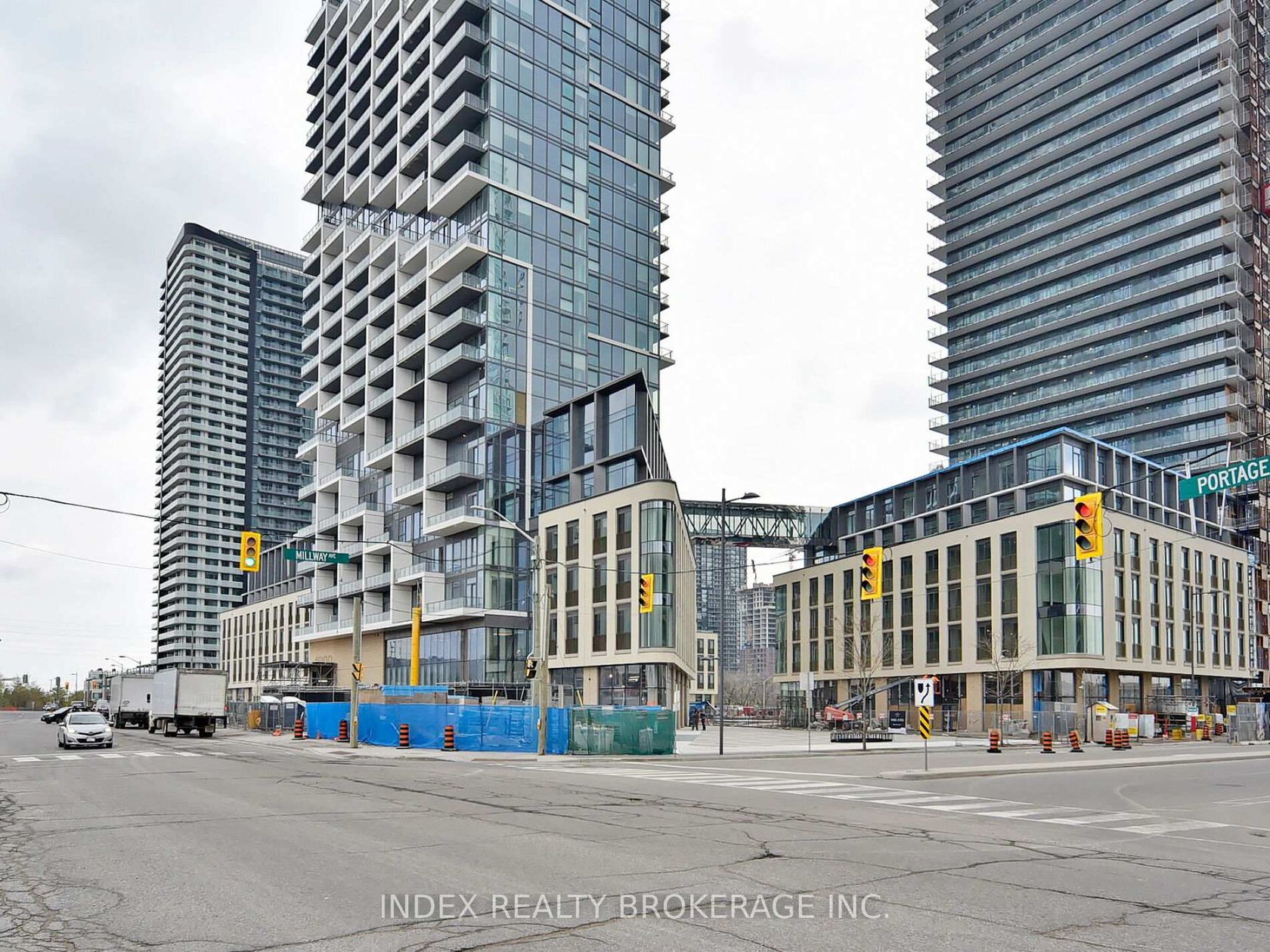 305 - 1000 Portage Parkway, Vaughan Corporate Centre, Vaughan photo number 2