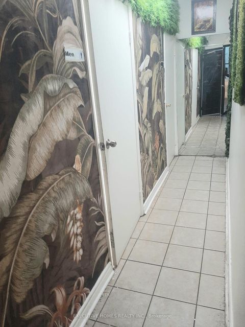 Photo 7 at 68 - 2300 Finch Avenue, Humber Summit, Toronto