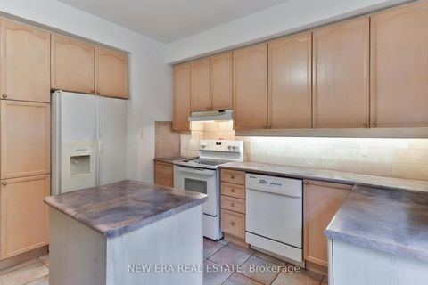 Photo 6 at 238 George Street, Moss Park, Toronto