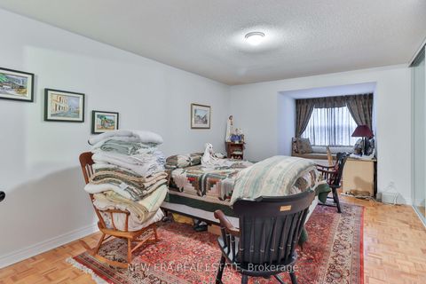 Photo 14 at 238 George Street, Moss Park, Toronto