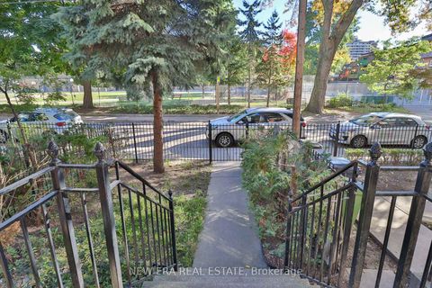 Photo 22 at 238 George Street, Moss Park, Toronto