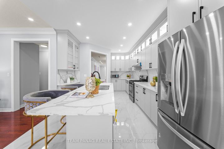 Photo 11 at 470 Father Tobin Road, Wellington, Brampton