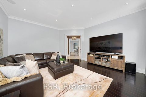 Photo 10 at 20 Jackson Street, Maple, Vaughan