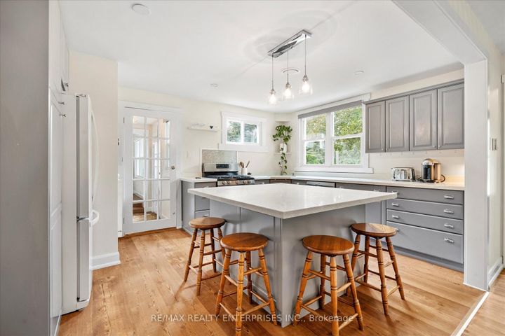 Photo 10 at 6295 Guelph Line, Rural Burlington, Burlington