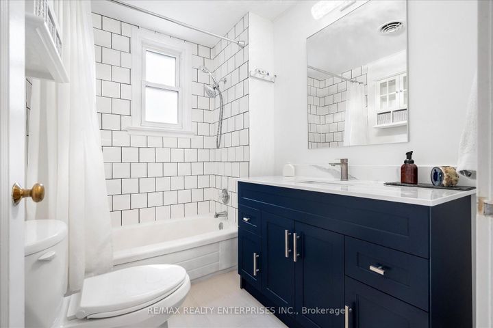 Photo 24 at 6295 Guelph Line, Rural Burlington, Burlington