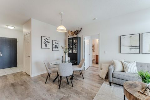 Photo 8 at 601 - 1135 Royal York Road, Humber Valley, Toronto